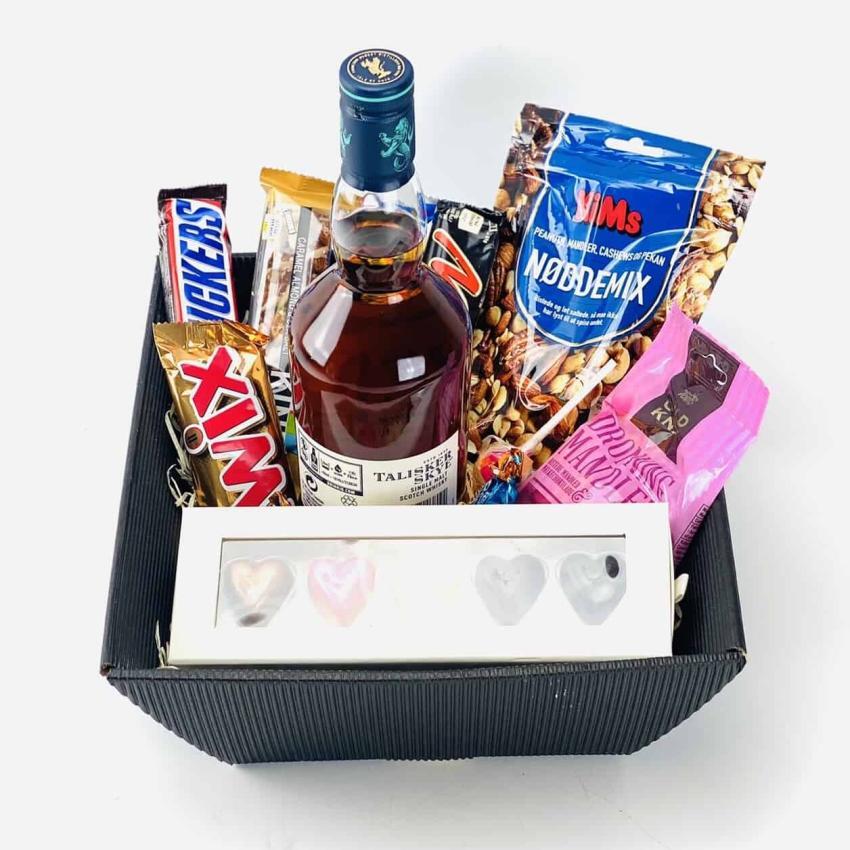 Send gave kasse med buket, bestil gave kasse, gave kasser, jule gave kasse, gave kasse med buket. gavekurv, bestil gavekurv, send gaverkurv, levering af gavekurv, send blomster, bestil blomster, levering af blomster, send buket, bestil buket, online blomster